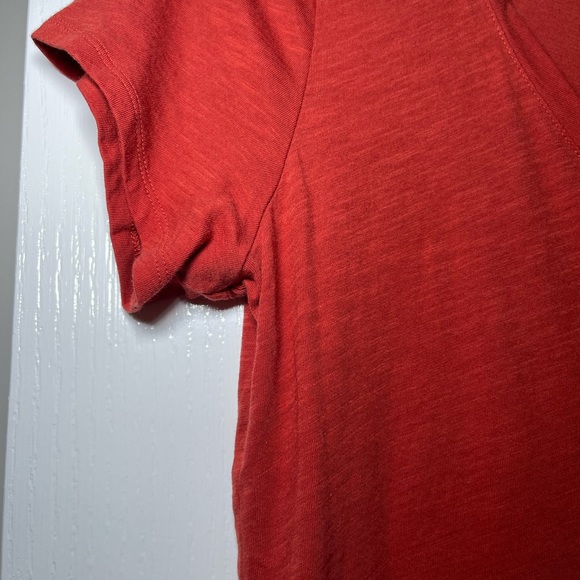 Y2K Victoria’s Secret Pink Women's V-Neck Burnt Orange Short SleeveT-Shirt - Picture 4 of 9